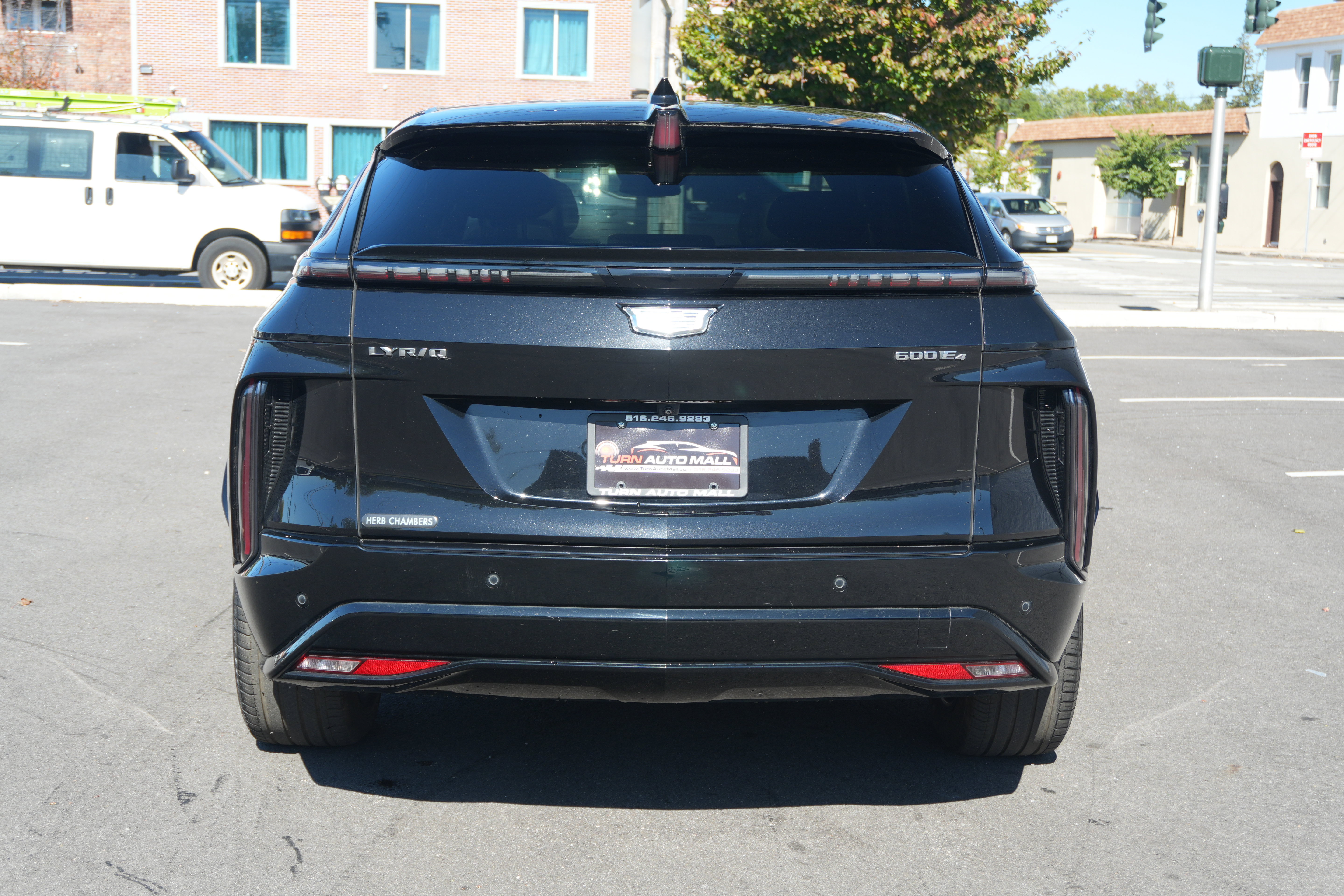 Used 2024 Cadillac Lyriq Sport AWD/4WD image 4