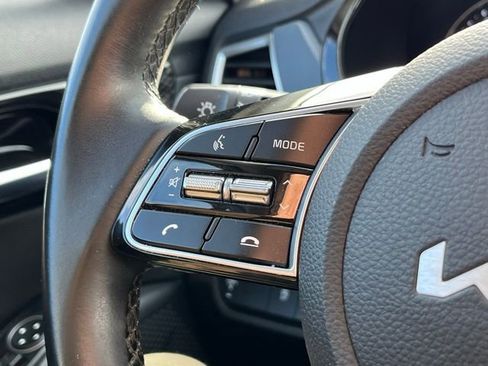 Certified 2023 Kia Seltos S image 31