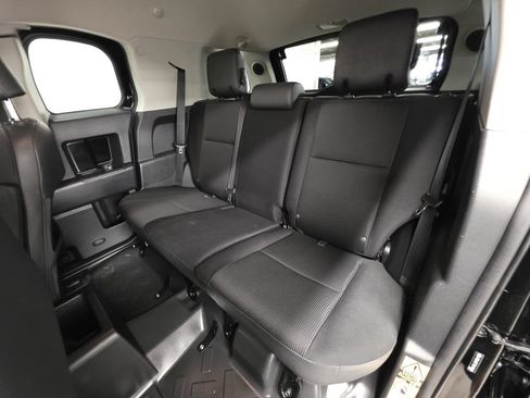Used 2014 Toyota FJ Cruiser 4WD w/ Upgrade Package image 23