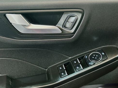 Used 2023 Ford Escape ST-Line w/ Tech Pack #1 FWD image 16