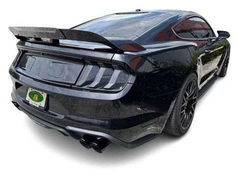 Used 2020 Ford Mustang GT Premium w/ GT Performance Package RWD image 5