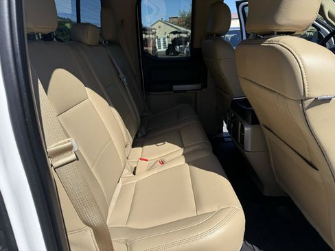 Used 2017 Ford F250 Lariat w/ Chrome Package AWD/4WD image 17