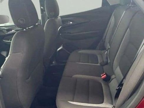 Used 2025 Chevrolet TrailBlazer LT AWD/4WD image 7