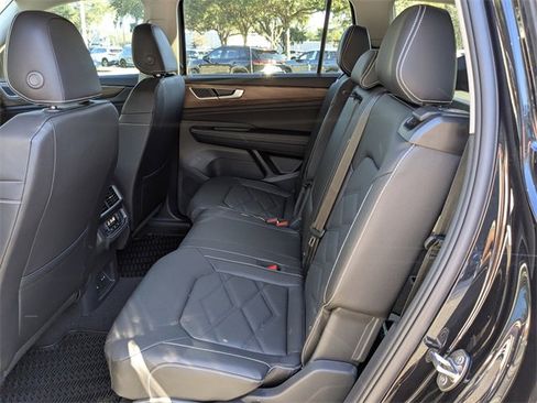 New 2026 Volkswagen Atlas SE image 15