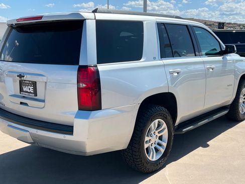 Used 2019 Chevrolet Tahoe LT w/ Luxury Package AWD/4WD image 6