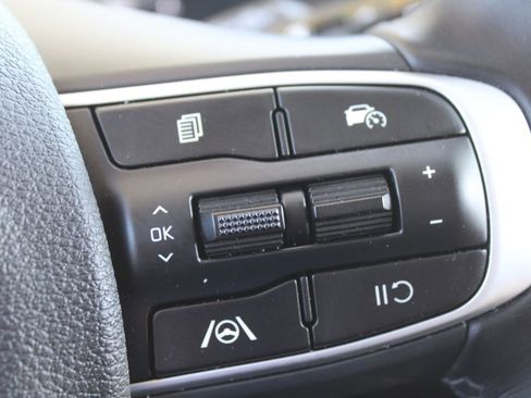 Certified 2024 Kia Sportage EX image 30