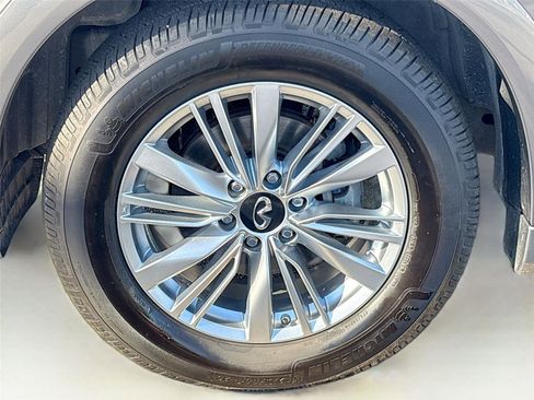 Used 2019 INFINITI QX80 Luxe w/ Proassist Package image 36