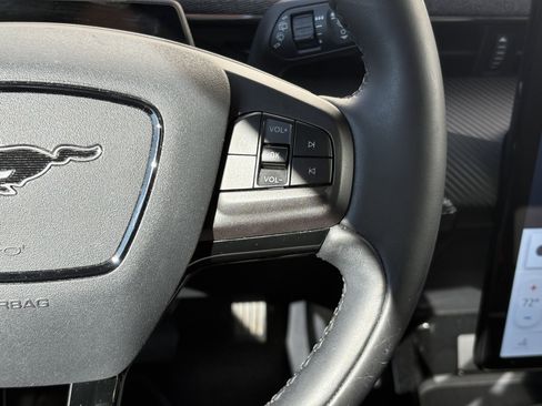 Used 2023 Ford Mustang Mach-E Premium image 18