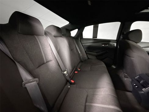 Used 2025 Honda Accord Sport image 38
