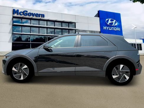 New 2026 Hyundai Ioniq 5 SE AWD/4WD image 3