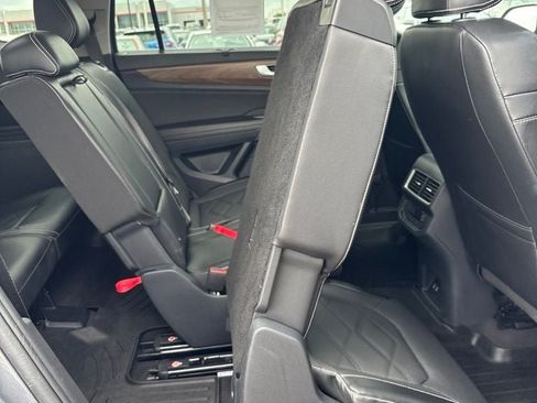 Used 2024 Volkswagen Atlas SE AWD/4WD image 29