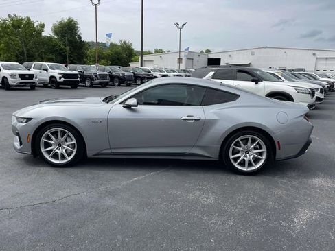 Used 2024 Ford Mustang GT Premium RWD image 2