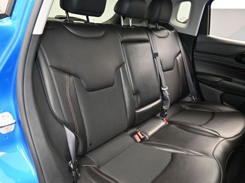 Used 2022 Jeep Compass Trailhawk image 41