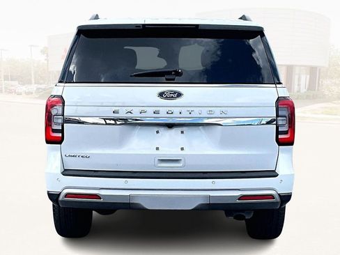 Used 2023 Ford Expedition Limited AWD/4WD image 5