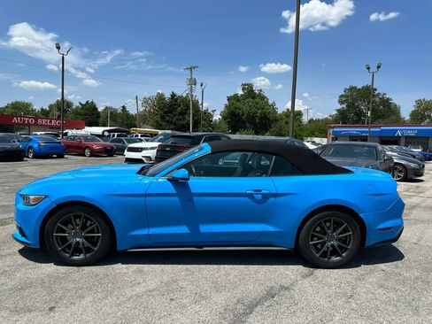 Used 2017 Ford Mustang Premium RWD image 10