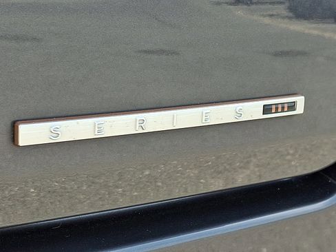 Used 2022 Jeep Grand Wagoneer Series III AWD/4WD image 38