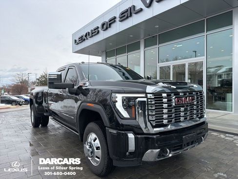 Used 2024 GMC Sierra 3500 Denali w/ Denali Reserve Package image 1