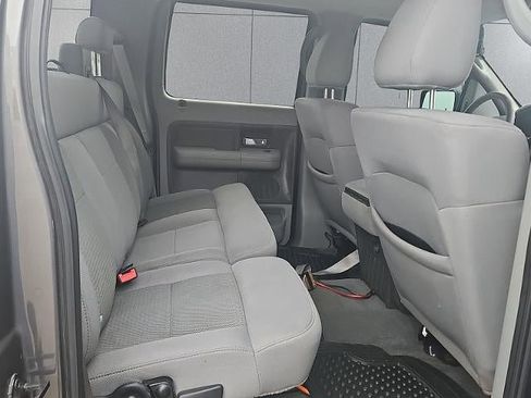 Used 2006 Ford F150 XLT image 16