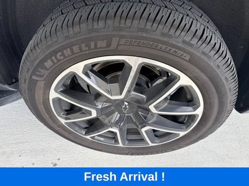 Used 2022 Chevrolet Tahoe RST w/ Luxury Package RWD image 22