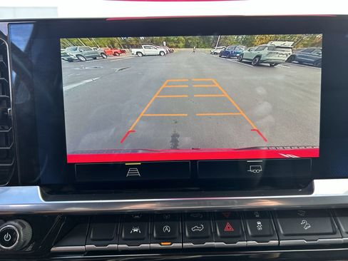 Used 2022 Chevrolet Silverado 1500 RST image 17