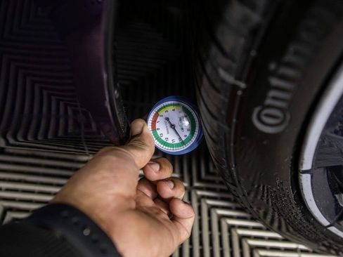 Used 2023 BMW Z4 M40i w/ Premium Package image 41