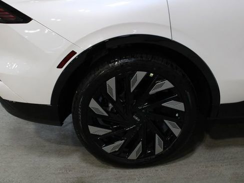 New 2026 Lincoln Nautilus Reserve AWD/4WD image 57