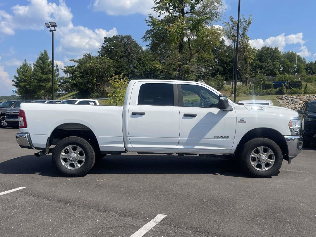 Used 2024 RAM 2500 Big Horn AWD/4WD image 2