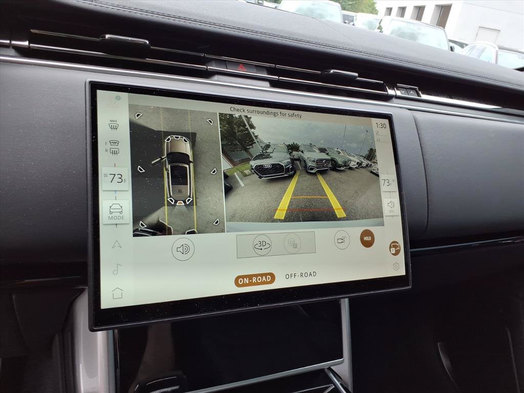 Used 2025 Land Rover Range Rover Long Wheelbase SE AWD/4WD image 19