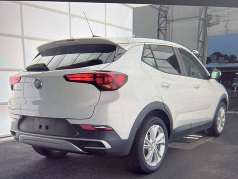 Used 2021 Buick Encore GX Preferred w/ Cold Weather Comfort Package image 2