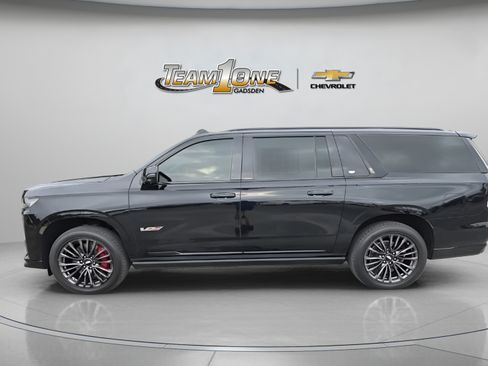 Used 2023 Cadillac Escalade ESV V AWD/4WD image 5