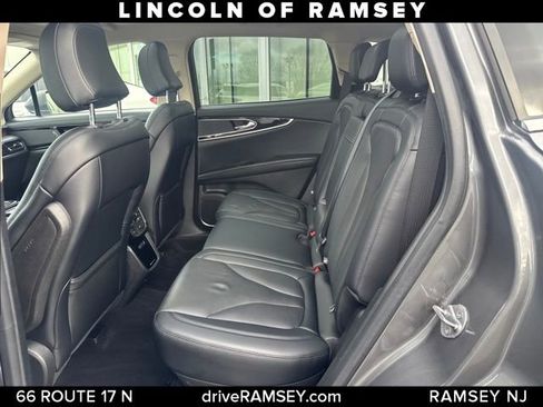 Used 2023 Lincoln Nautilus Reserve AWD/4WD image 22