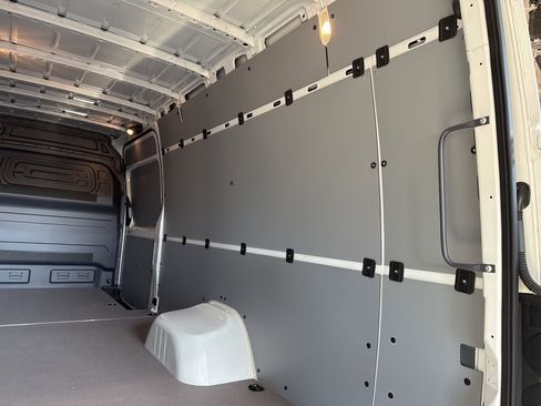 Used 2025 Mercedes-Benz Sprinter 3500 image 22