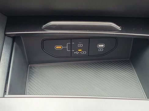 New 2026 Kia Sportage LX FWD image 33
