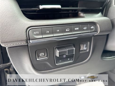 Used 2022 Cadillac Escalade ESV Sport w/ Touring Package image 13