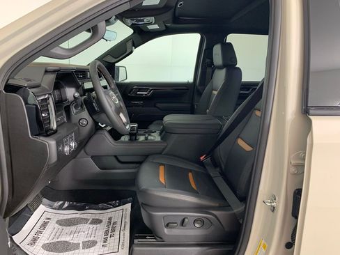 New 2026 GMC Sierra 1500 AT4 w/ AT4 Premium Package image 8