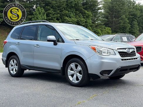 Used 2015 Subaru Forester 2.5i Premium w/ Protection Package #1 AWD/4WD image 8