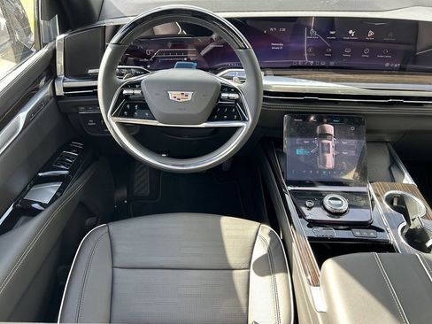 New 2026 Cadillac Escalade Luxury w/ Touring Package image 14