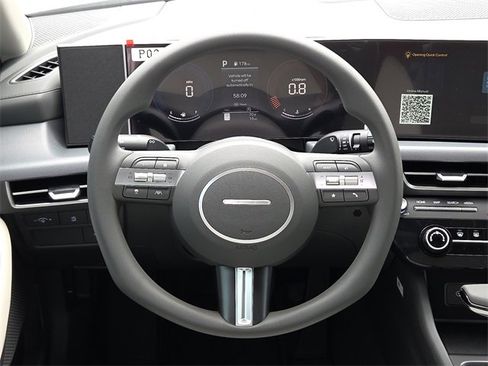 Certified 2025 Hyundai Sonata SE image 13