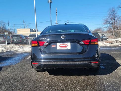 Used 2025 Nissan Altima 2.5 S FWD image 7