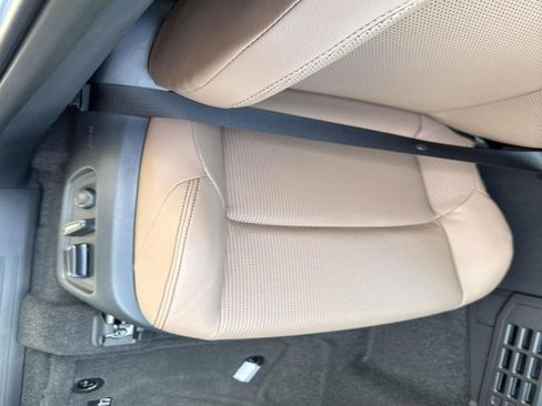 New 2026 Toyota 4Runner Limited image 16