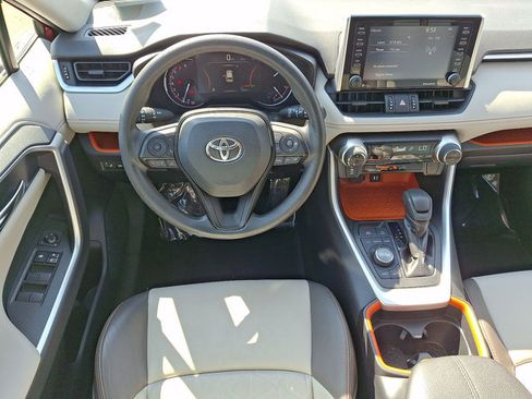 Used 2019 Toyota RAV4 Adventure w/ Carpet Mat Package AWD/4WD image 22