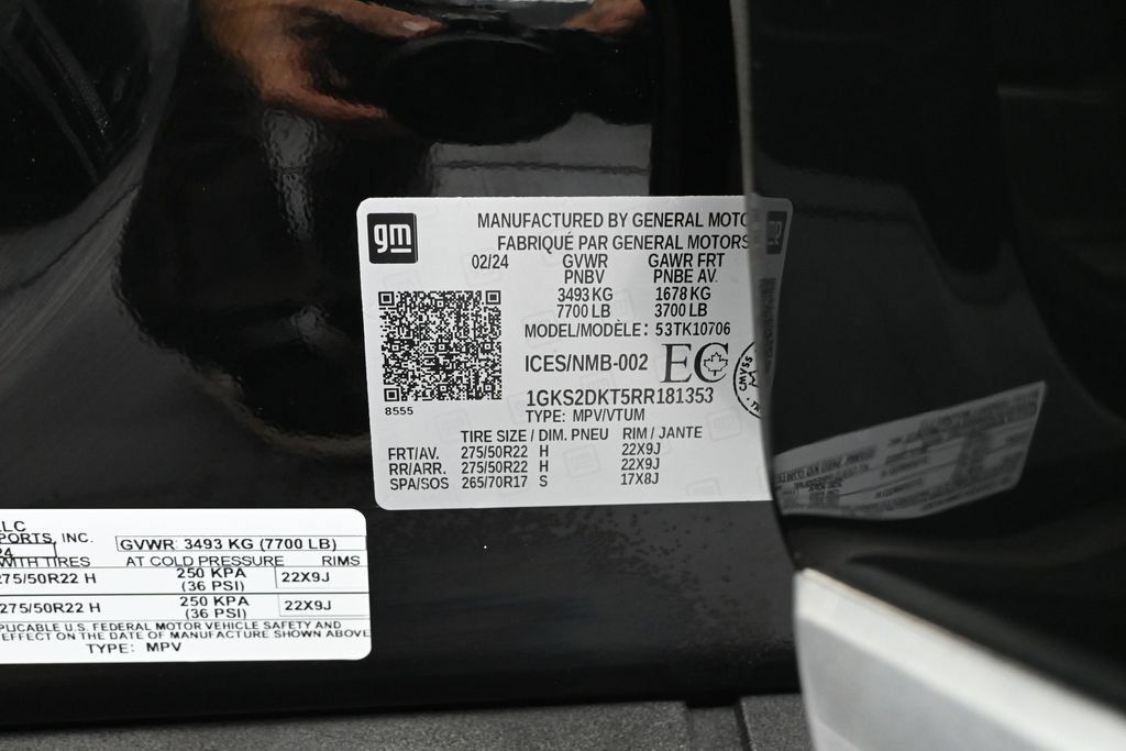 Used 2024 GMC Yukon Denali w/ Denali Reserve Package AWD/4WD image 53