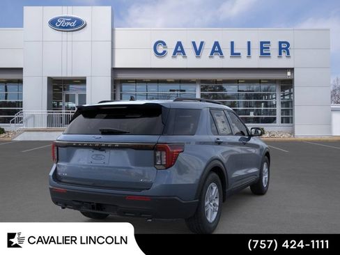 Used 2026 Ford Explorer Active AWD/4WD image 8