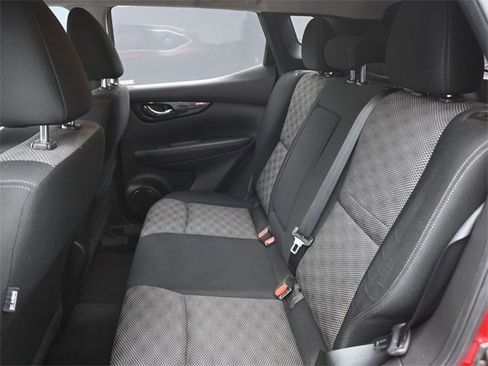 Used 2018 Nissan Rogue Sport SV w/ SV All-Weather Package image 23