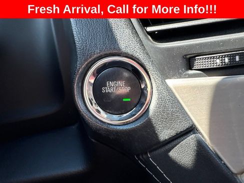 Used 2017 GMC Yukon Denali w/ Open Road Package AWD/4WD image 16