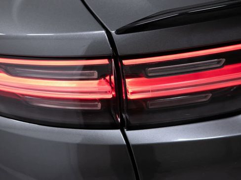 Certified 2022 Porsche Cayenne Turbo image 34