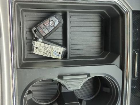 Used 2021 Ford F250 Platinum image 15