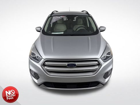 Used 2018 Ford Escape SEL w/ Ford Safe & Smart Package FWD image 9