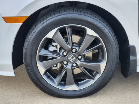 Used 2023 Honda Odyssey Elite image 8