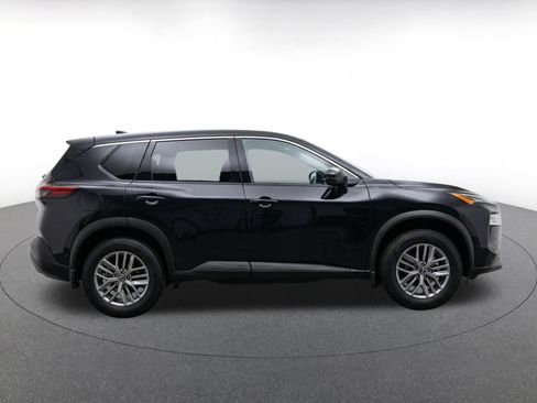 Used 2026 Nissan Rogue SV FWD image 8